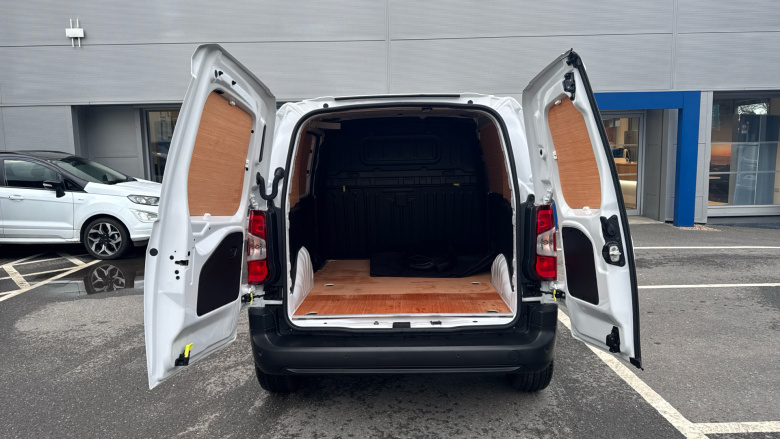 Peugeot Partner E-Standard 800 100kW 50kWh Professional Premium + Van Auto